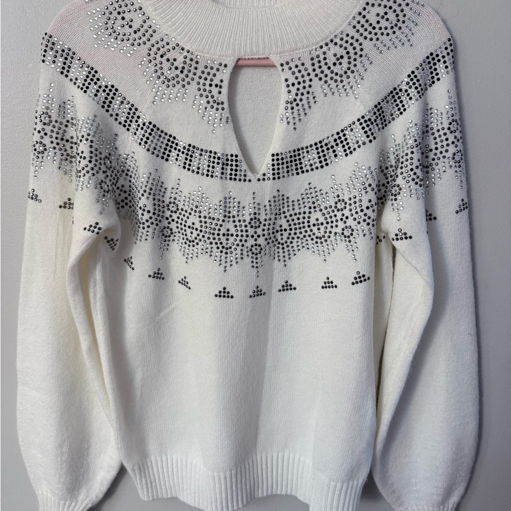 Elegant White Sweater with Silver Bronze and Black gem Accents p2p 25” length 30